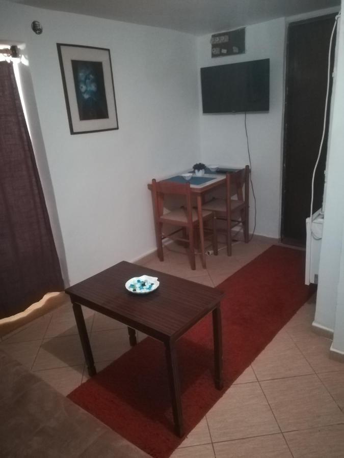 A & A Apartman Podgorica Buitenkant foto